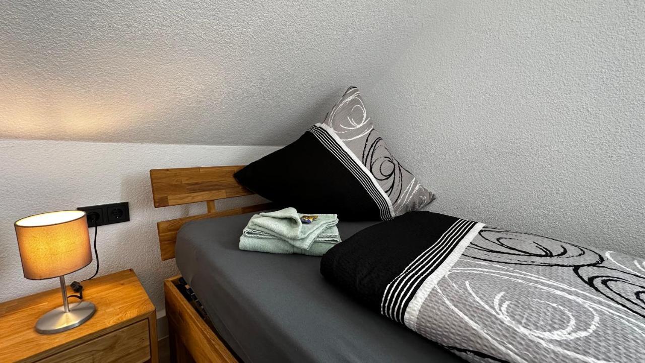B&W Apartments Morschen Ngoại thất bức ảnh